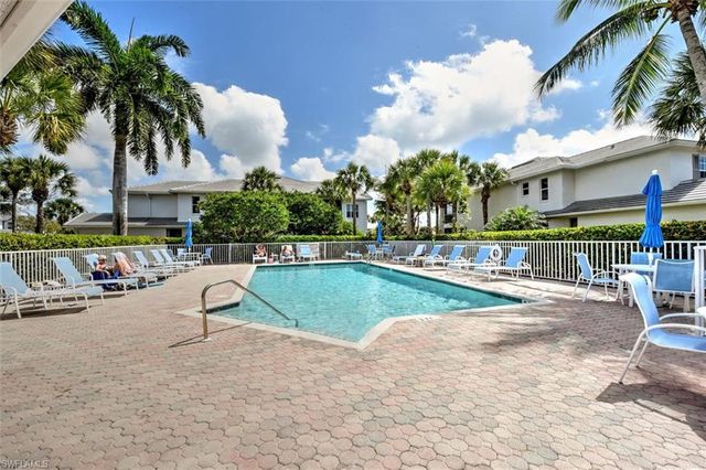 8375 Whisper Trace LN 203, Naples, FL 34114