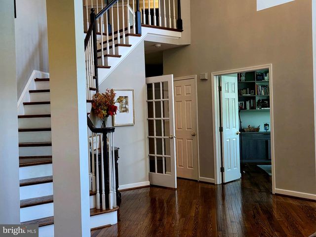 553 ELLINGTON CT, Ambler, PA 19002