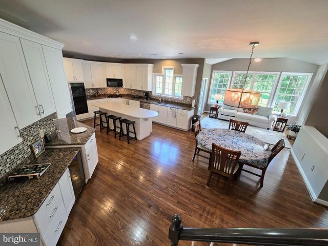 553 ELLINGTON CT, Ambler, PA 19002
