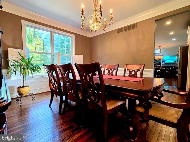 553 ELLINGTON CT, Ambler, PA 19002