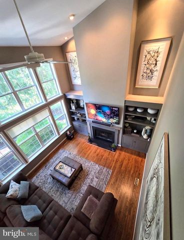 553 ELLINGTON CT, Ambler, PA 19002