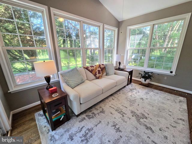 553 ELLINGTON CT, Ambler, PA 19002