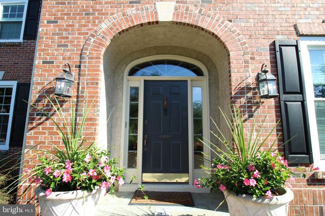 553 ELLINGTON CT, Ambler, PA 19002