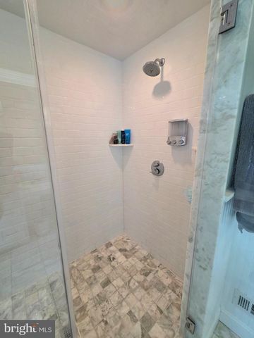 553 ELLINGTON CT, Ambler, PA 19002
