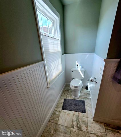 553 ELLINGTON CT, Ambler, PA 19002