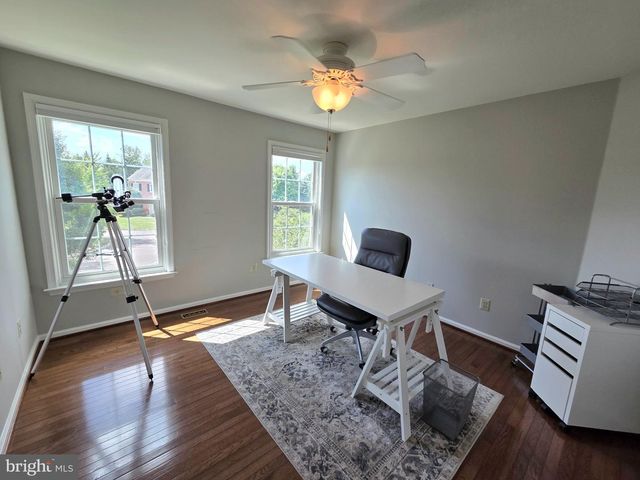 553 ELLINGTON CT, Ambler, PA 19002