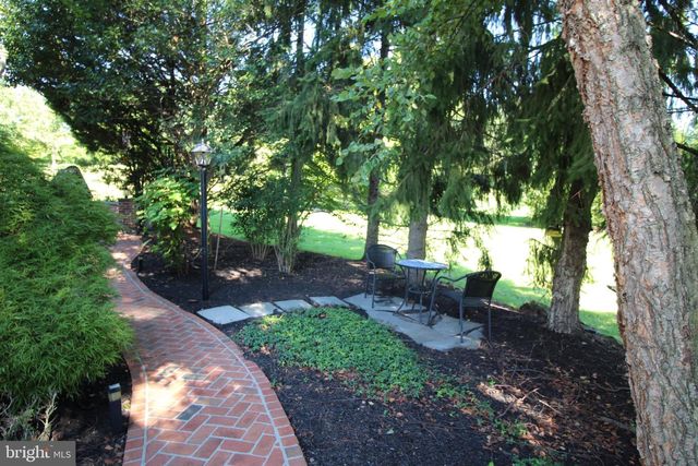 553 ELLINGTON CT, Ambler, PA 19002