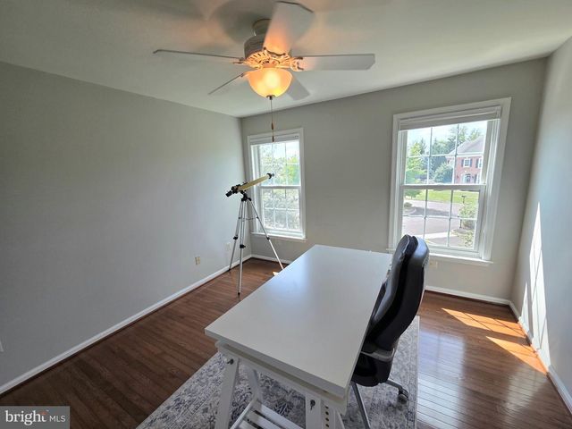 553 ELLINGTON CT, Ambler, PA 19002