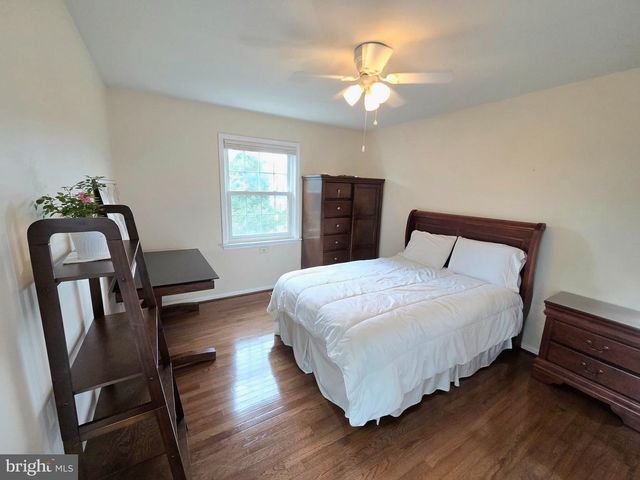 553 ELLINGTON CT, Ambler, PA 19002