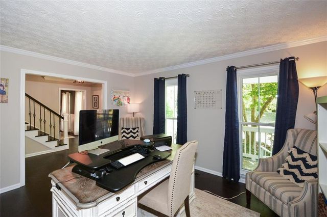 304 Cacique Court, Woodstock, GA 30188