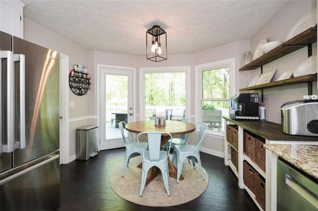 304 Cacique Court, Woodstock, GA 30188