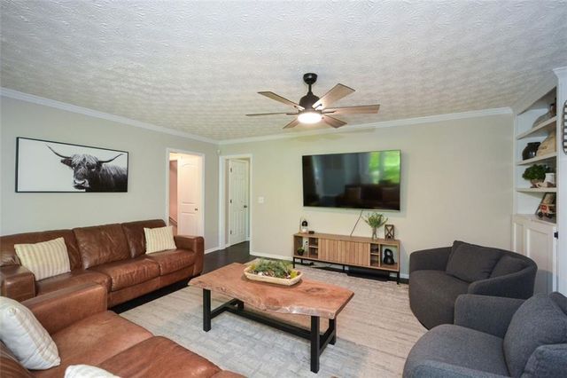 304 Cacique Court, Woodstock, GA 30188