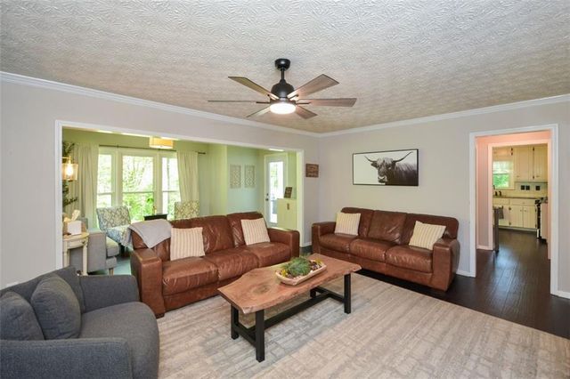 304 Cacique Court, Woodstock, GA 30188