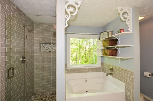 304 Cacique Court, Woodstock, GA 30188