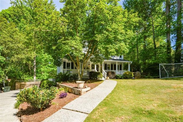 304 Cacique Court, Woodstock, GA 30188