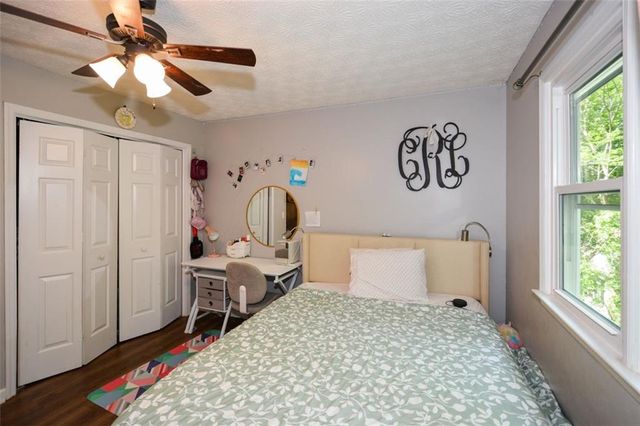 304 Cacique Court, Woodstock, GA 30188