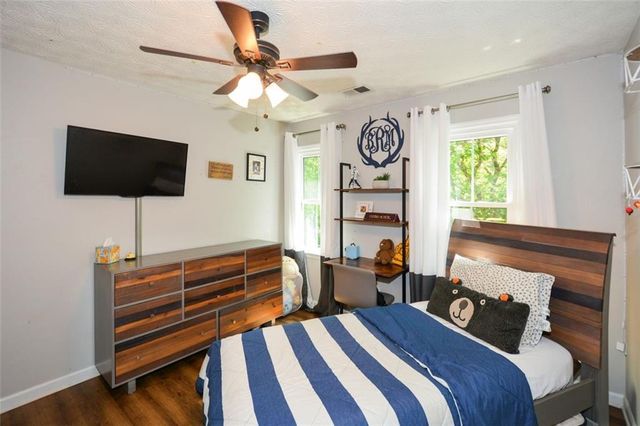 304 Cacique Court, Woodstock, GA 30188