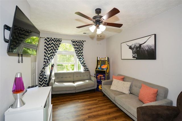 304 Cacique Court, Woodstock, GA 30188