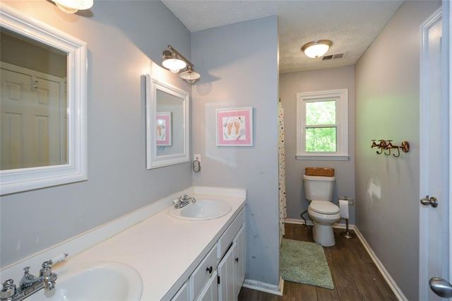 304 Cacique Court, Woodstock, GA 30188