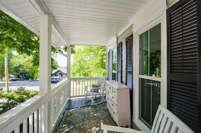 304 Cacique Court, Woodstock, GA 30188