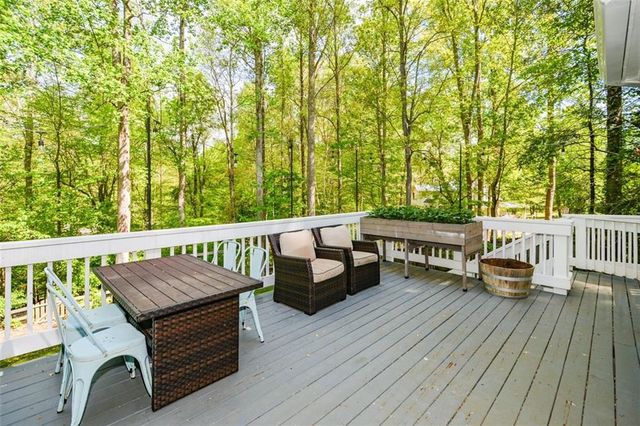 304 Cacique Court, Woodstock, GA 30188