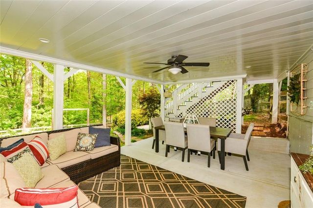 304 Cacique Court, Woodstock, GA 30188