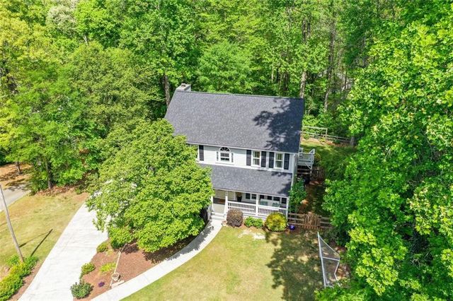 304 Cacique Court, Woodstock, GA 30188