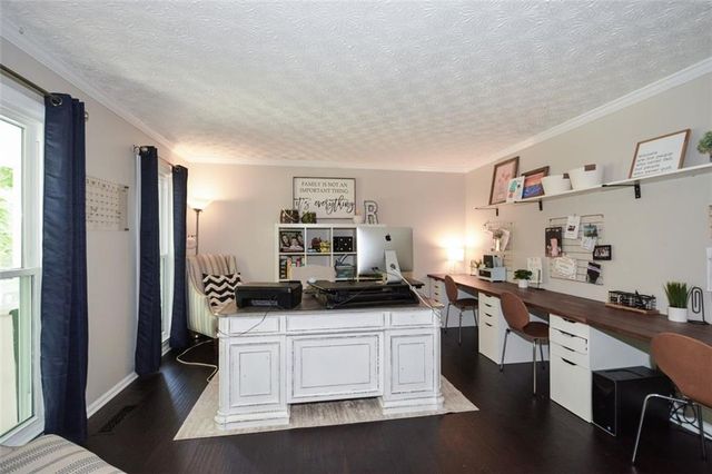 304 Cacique Court, Woodstock, GA 30188