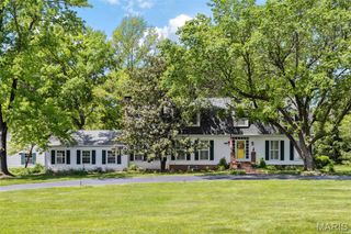 1843 Manor Hill Road, St Louis, MO 63131