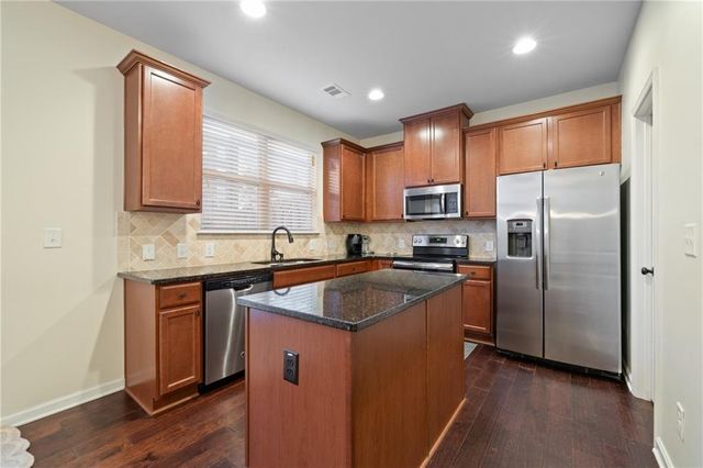 5715 Radford Loop, Fairburn, GA 30213