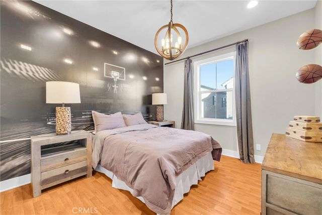 1164 Portola Oaks Dr, Lake Forest, CA 92610