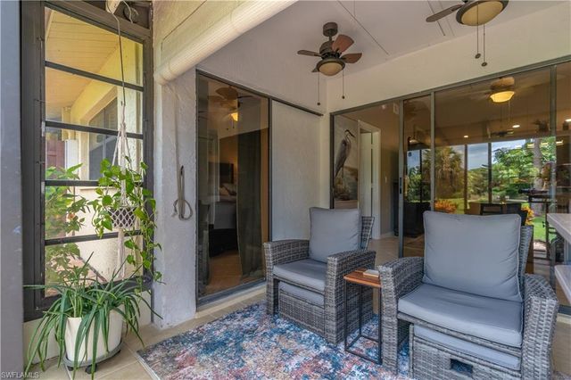 2069 Pine Isle LN # 2069, Naples, FL 34112