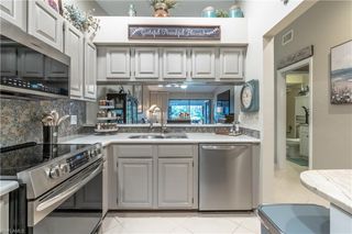 2069 Pine Isle LN # 2069, Naples, FL 34112