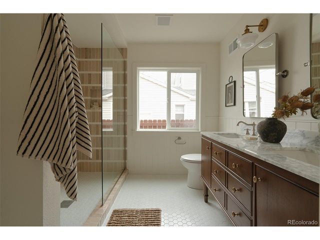 4198 S Washington St, Englewood, CO 80113