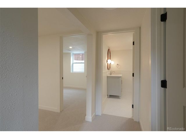 4198 S Washington St, Englewood, CO 80113