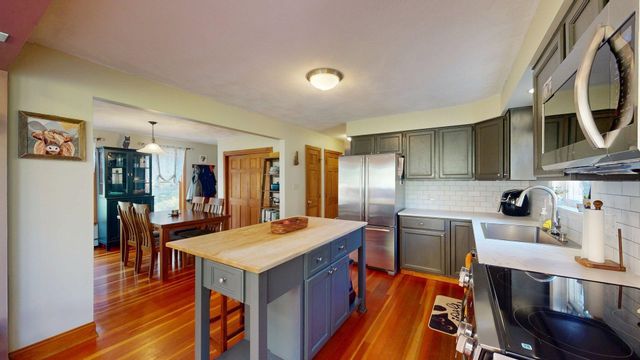 5 Autumn Lane, Nottingham, NH 03290