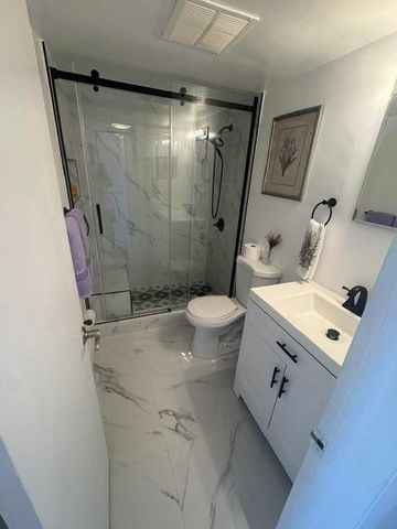 300 Oregon Street 502, Hollywood, FL 33019