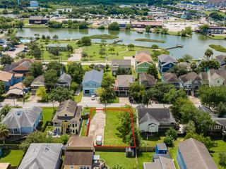 822 Cedar Road, Clear Lake Shores, TX 77565