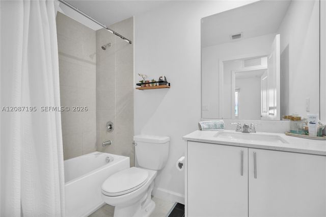 5075 SW 37th St, Pembroke Park, FL 33023