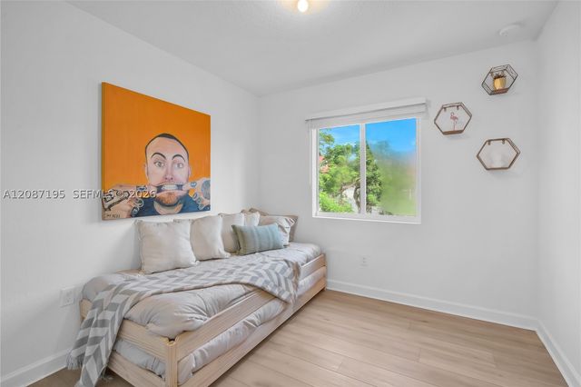 5075 SW 37th St, Pembroke Park, FL 33023