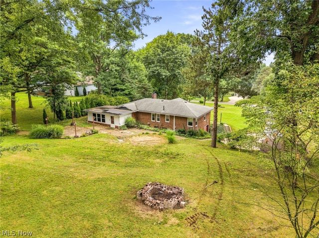 543 Winesap Avenue SW, North Canton, OH 44709