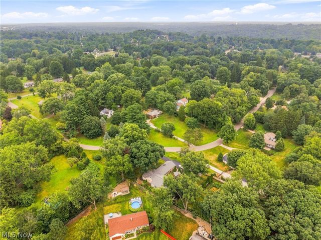543 Winesap Avenue SW, North Canton, OH 44709