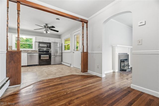 543 Winesap Avenue SW, North Canton, OH 44709