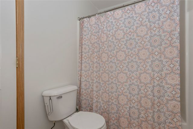 2100 Meadow Chase Lane 306, Des Moines, IA 50320