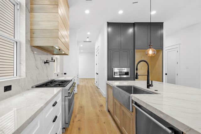 1315 Waverly Street, Houston, TX 77008