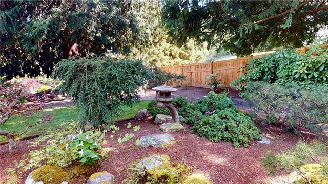 1533 NE Tagholm Road, Poulsbo, WA 98370