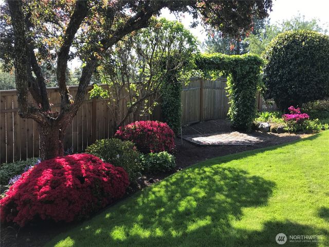 1533 NE Tagholm Road, Poulsbo, WA 98370