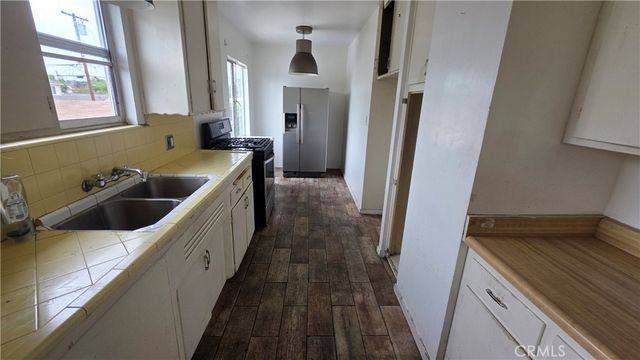 1139 E 67th Street, Inglewood, CA 90302
