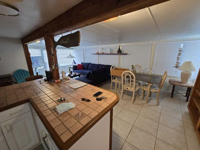 86 Avenue B, Key Largo, FL 33037