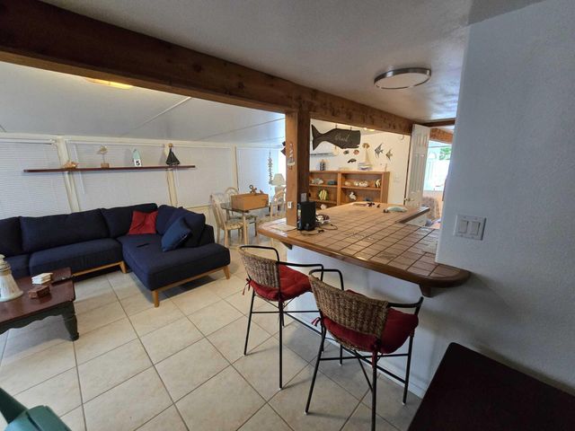 86 Avenue B, Key Largo, FL 33037